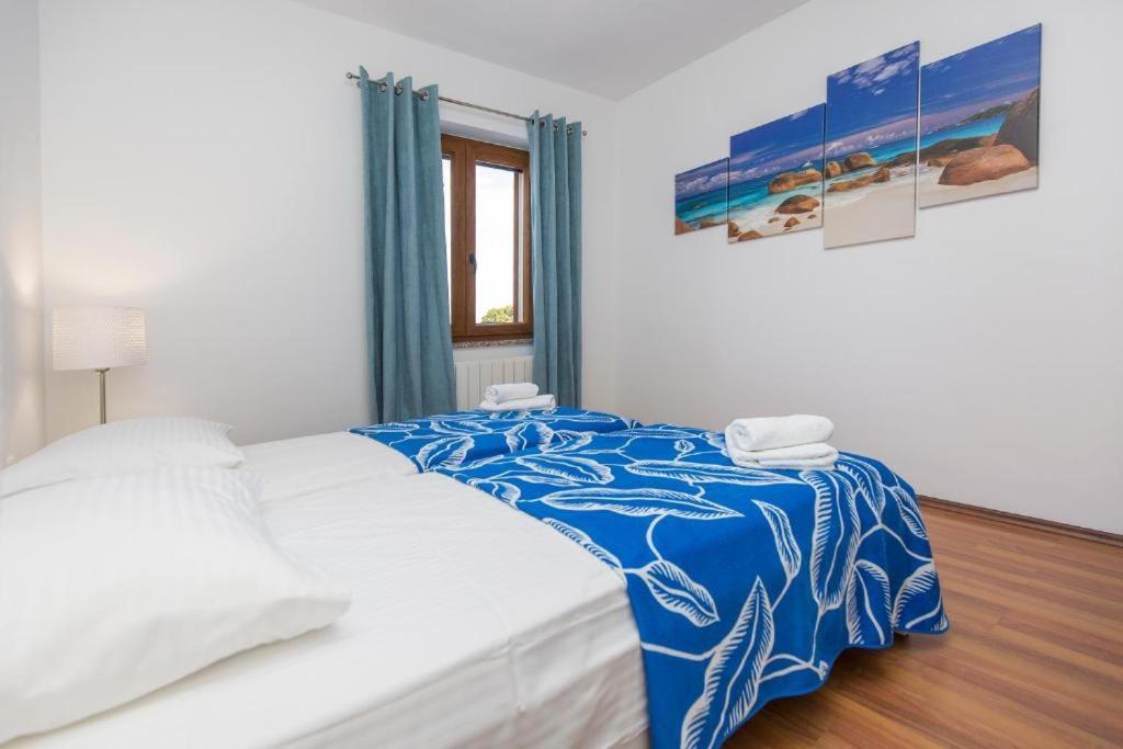 Apartments "Alen" Nedeščina Eksteriør billede
